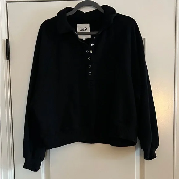 Aerie Black Sweatshirt - Picture 1 of 7
